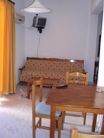 Mertonas Studios Карпатос Номер фото